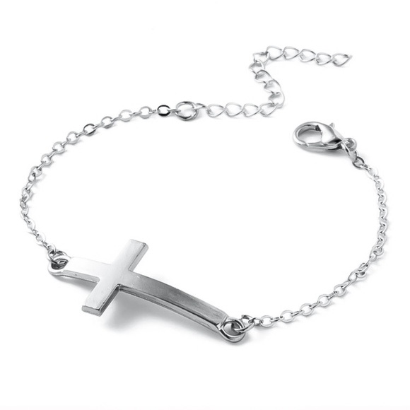 ⚜️[𝟯/$𝟭𝟴]⚜️Big Cross Silver Simple Bracelet NEW - Picture 3 of 9